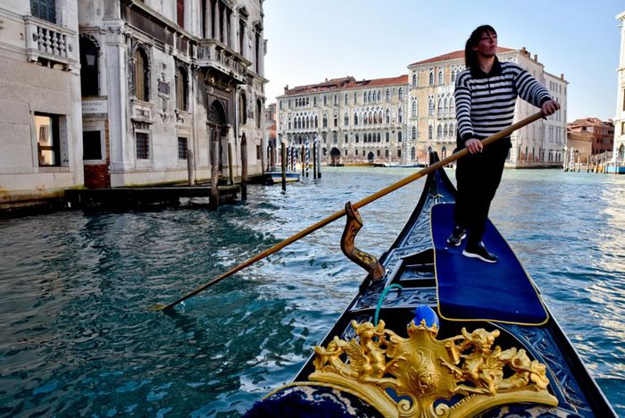 Gondoliera in Venedig (Foto: Thomas A. Schmidt)