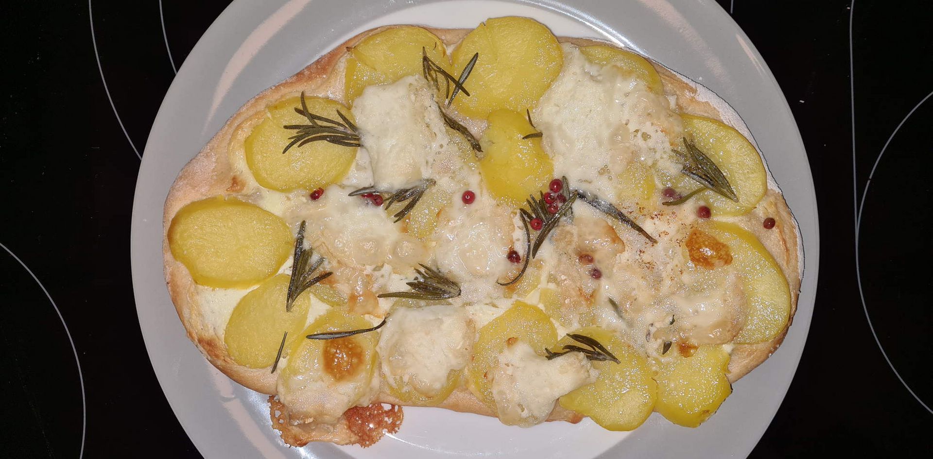 Kartoffelfladen mit Gorgonzola