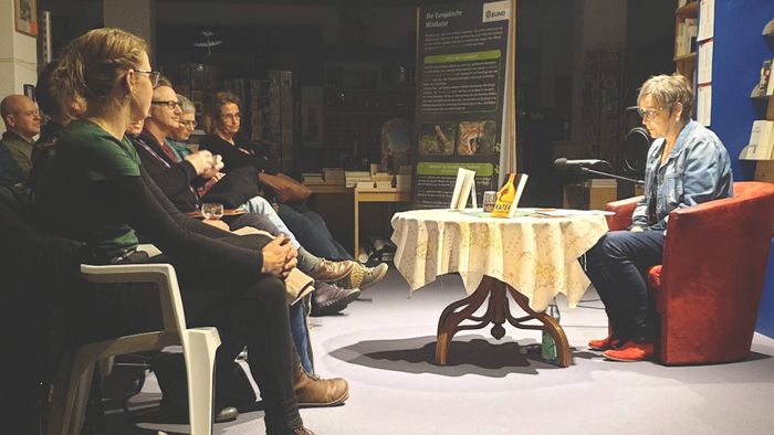 Bei der Benefizlesung am 06. März 2020 konnten 250 € für das Wildkatzenprojekt des BUND gesammelt werden.
