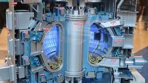 Modell eines Kernfusionreaktors von ITER.